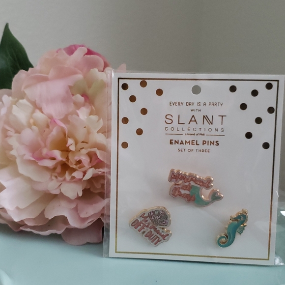 slant Jewelry - NWT Mermaid pin set